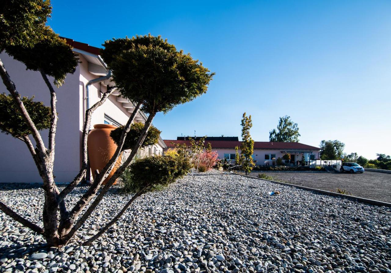 L-Appartements Burgau Buitenkant foto